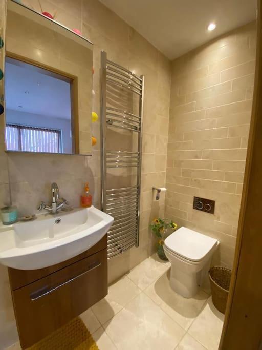The Retreat, A Relaxing Getaway For Couples Διαμέρισμα Hambrook Εξωτερικό φωτογραφία